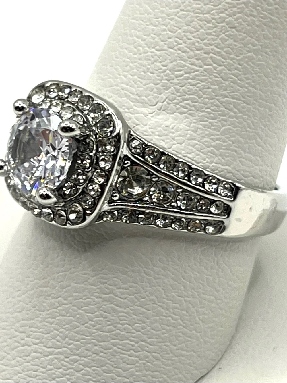 Halo Ring Engagement Ring Silver Rhodium Plated Sparkling Stones Prong Set